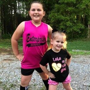 Meet your Posher, Leigh